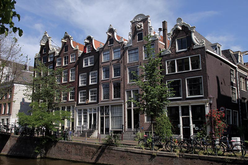 kopen of verkopen in amsterdam met onesta vastgoed